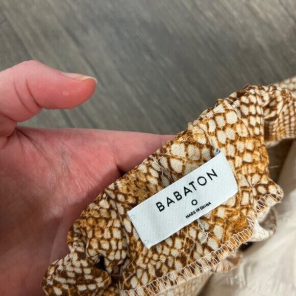 Babaton Aritzia Conan Shorts Beige Brown Snakeskin print High Rise Waist Size 0 - Picture 5 of 11